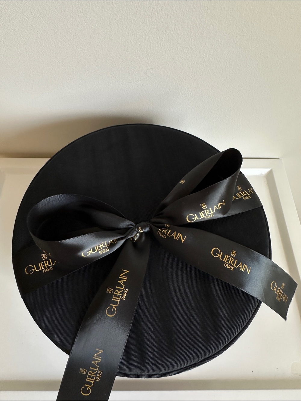 GUERLAIN Paris Round Storage Box Black Moire Fabric Ribbon Bow Gold Foil - Picture 6 of 13